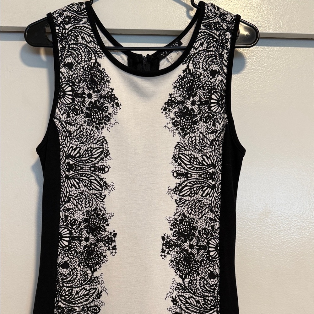 VENUS Black and White Patterned Mini Dress - Picture 4 of 4
